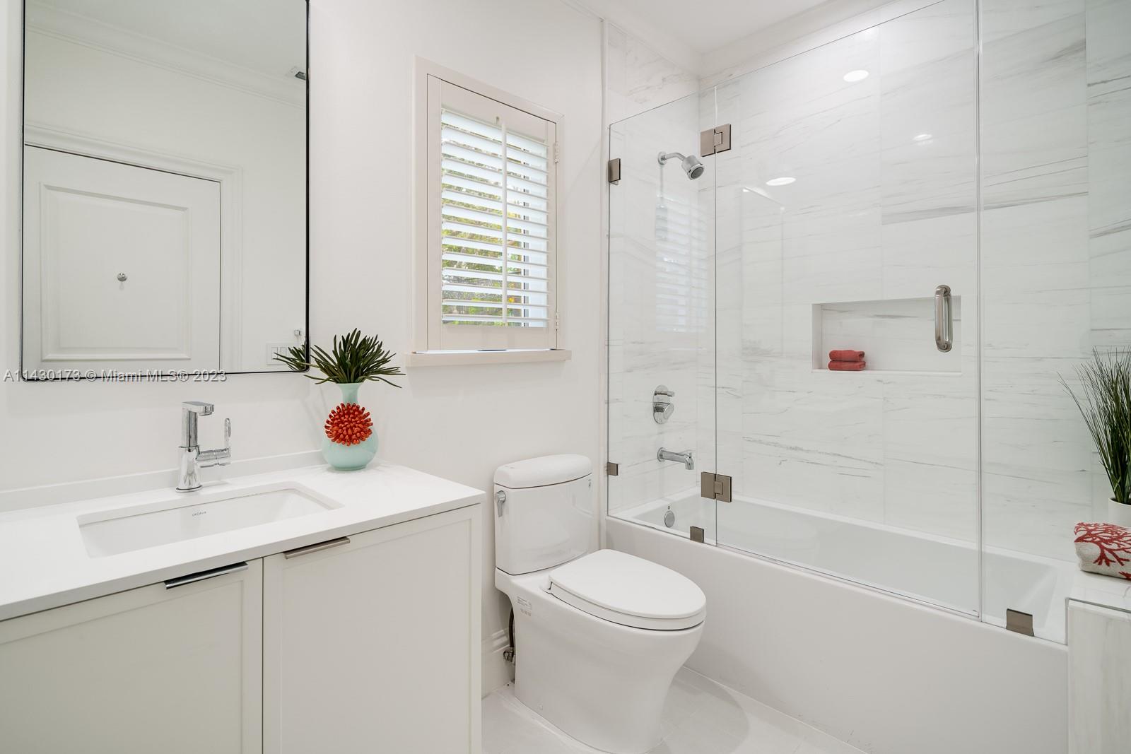 SNAPPER CREEK LAKES SUB 1 - Residential