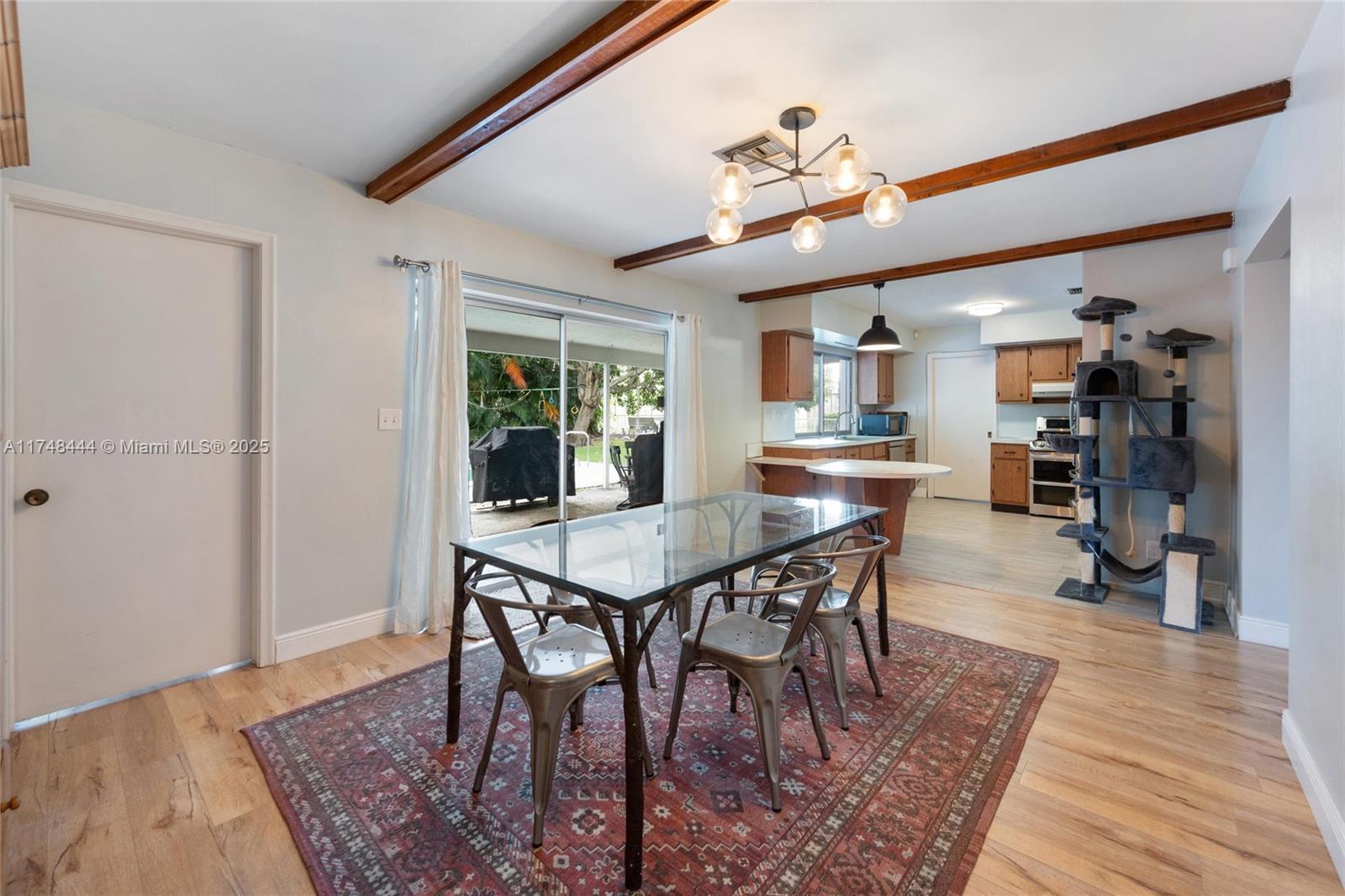 PLANTATION PARK LAKESITES - Residential