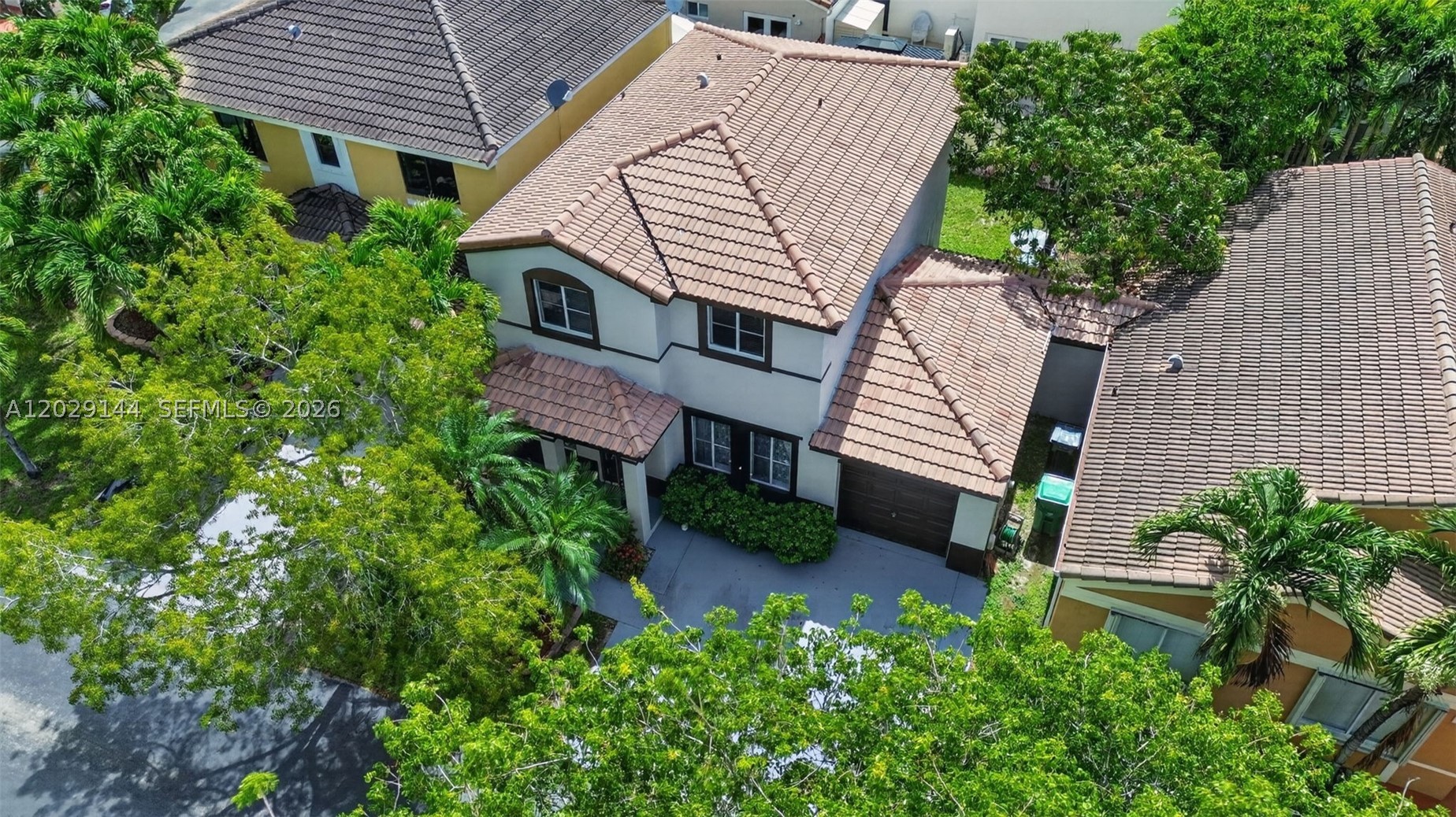 FOREST LAKES VILLAS - Residential