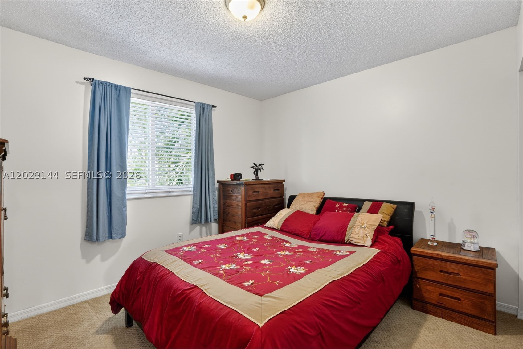 FOREST LAKES VILLAS - Residential