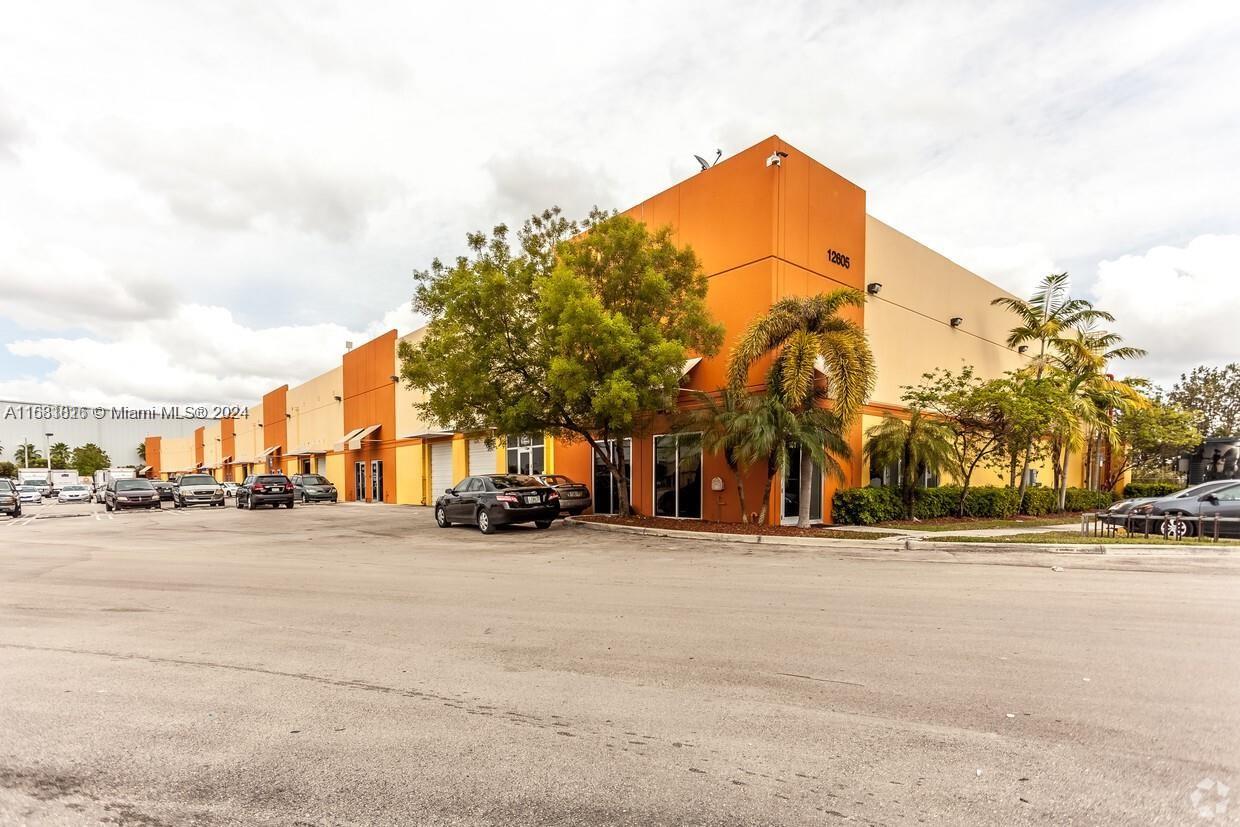 4,875 Total SF Tenant occupied  3,412 SF Warehouse Area, 488 SF Open Office Area on ground floor, 975 SF additional office in Mezzanine area (Break-room/Conference Room) and Executive Office. 20' Clear Ceiling Height in warehouse area, One (1) 9'x10' Front Loading Street Level Door, Seven (7) parking spaces in front of unit. Class development, Fully Secured, Gated Truck Court, Common Area Scissor-Lift for Dock High Shipments, Hurricane impact-resistant glass, Type-IV sprinkler protection, M-1 zoning City of Medley.1st Floor -B-105SIZE 4,875 SFTERM The IU-1 Industrial, Light Manufacturing zoning district allows the following:Wholesale distribution facilities,Warehousing,Storage facilities,Offices.!!Low HOA dues,!!