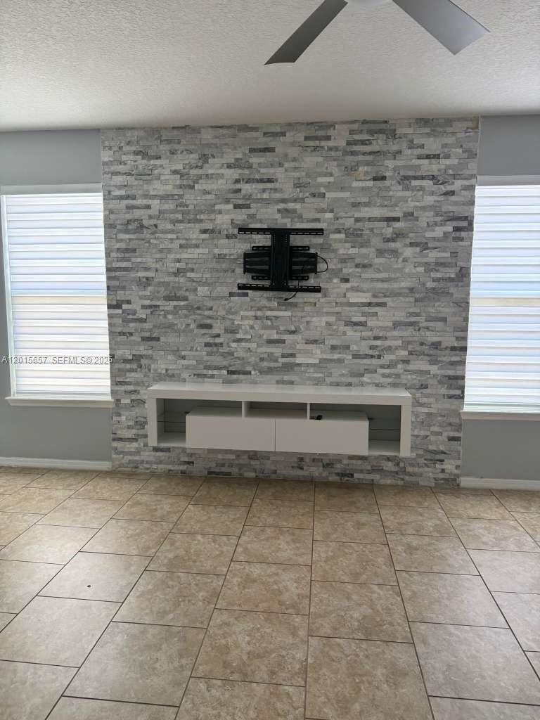 Lake Tracy Estates - Residential