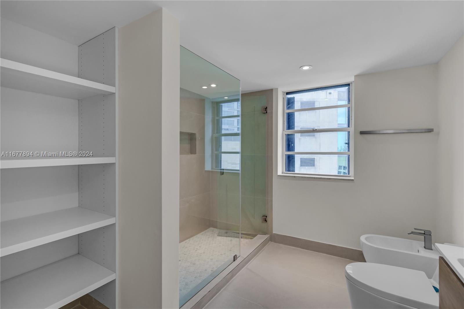 BRICKELL EAST CONDO - Residential Lease