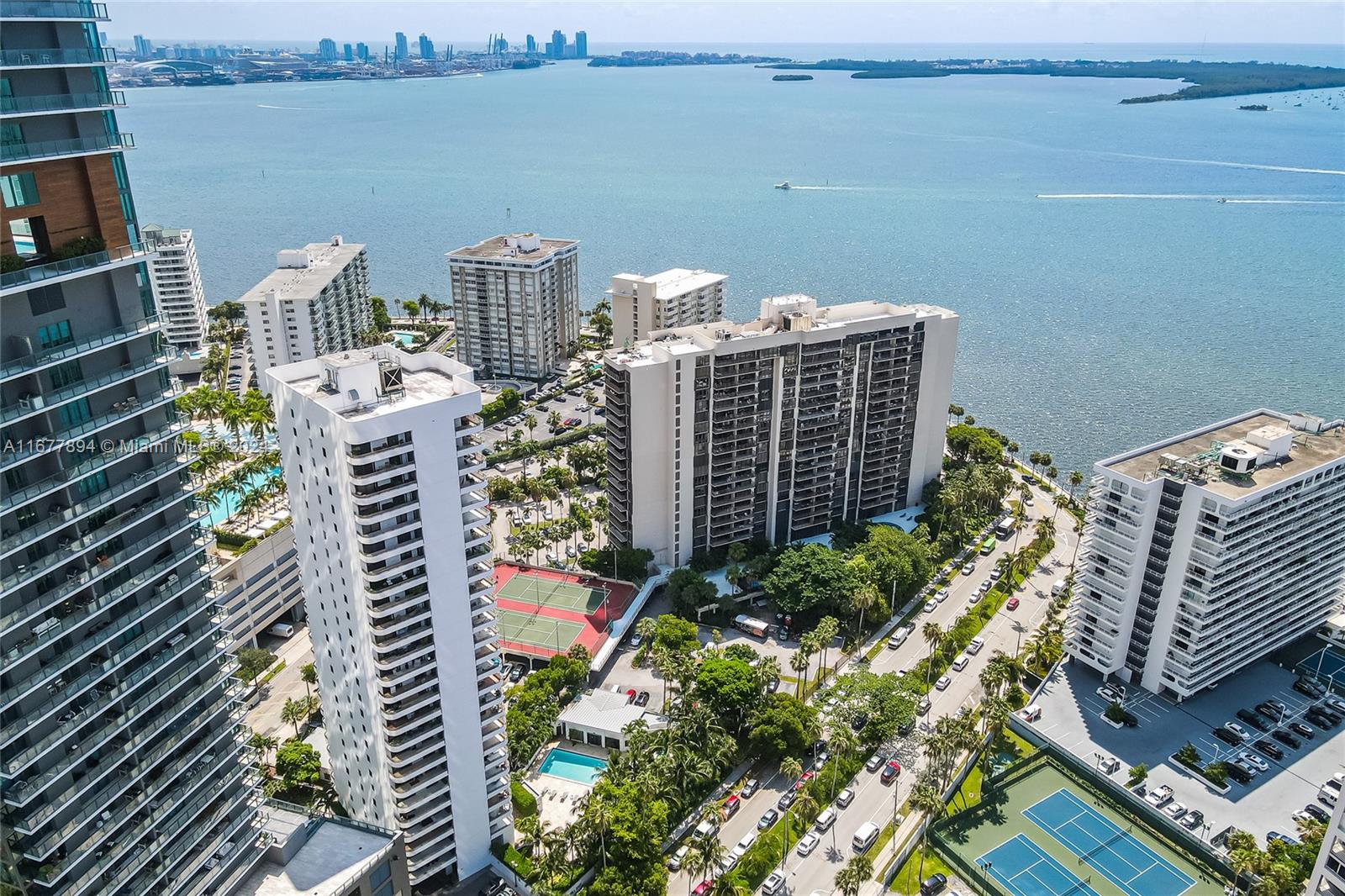BRICKELL EAST CONDO - Residential Lease