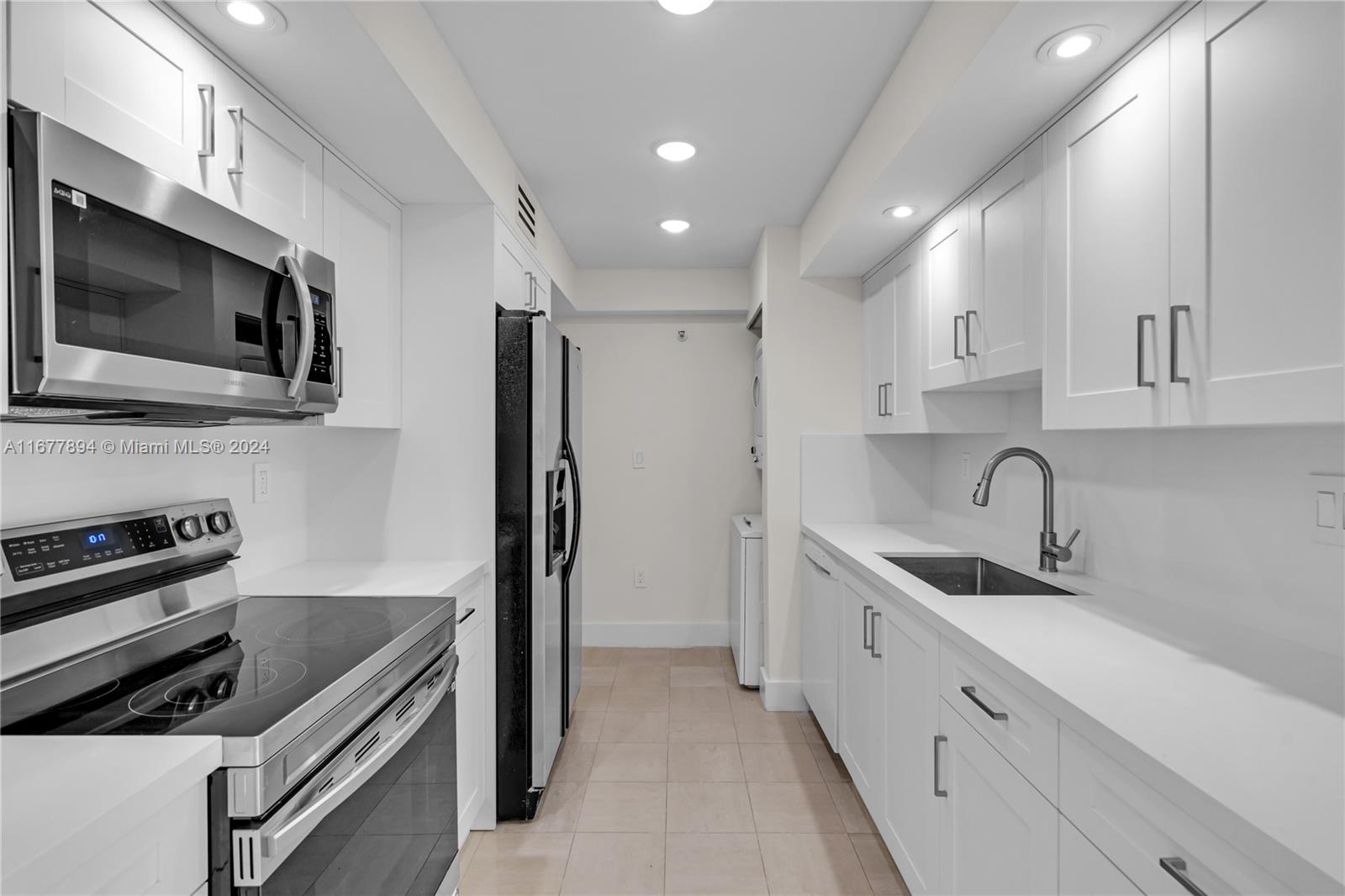 BRICKELL EAST CONDO - Residential Lease
