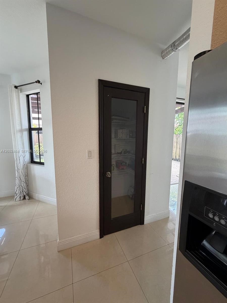 FONTAINEBLEAU WEST NORTH - Residential