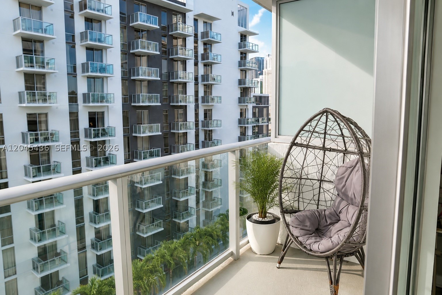 LE PARC AT BRICKELL CONDO - Residential
