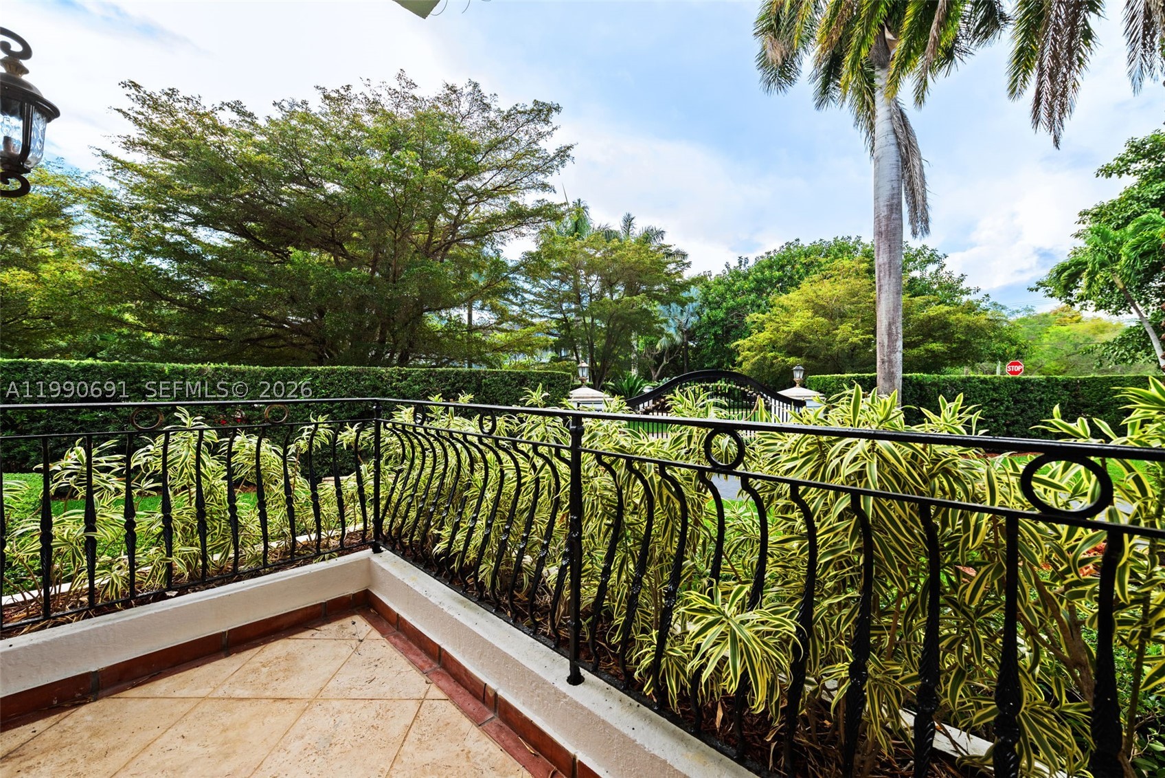 COCOPLUM SEC 1 - Residential