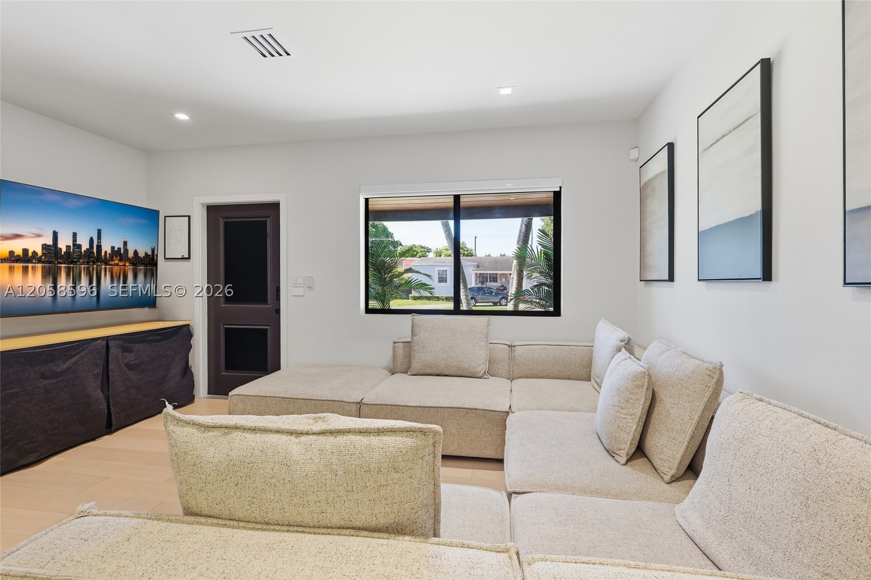 GABLES VIEW - Residential