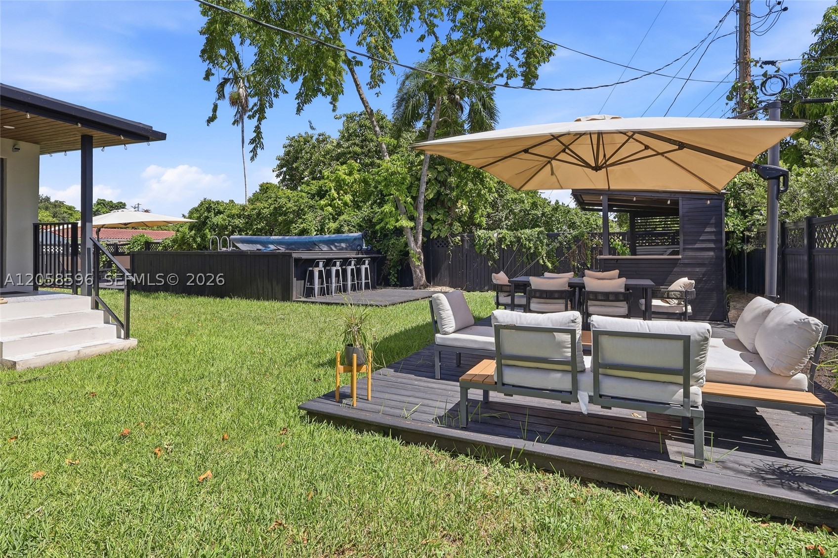 GABLES VIEW - Residential