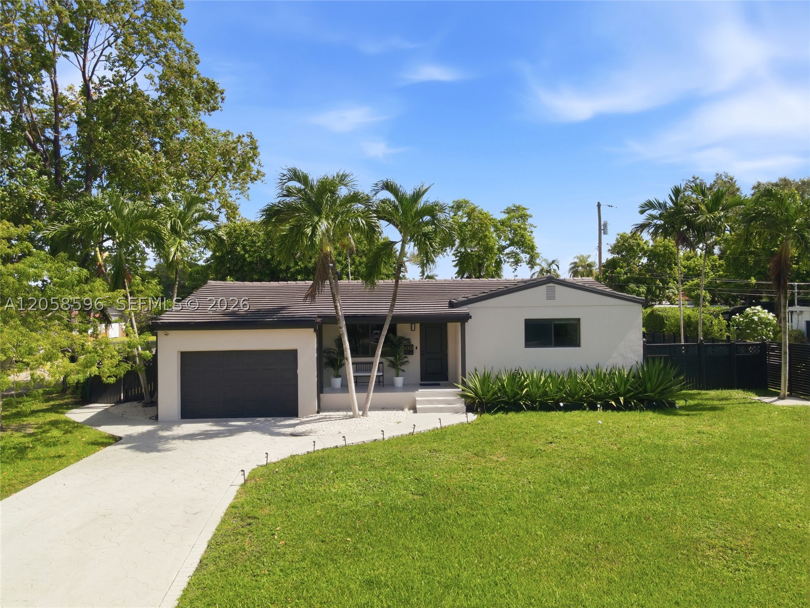GABLES VIEW - Residential