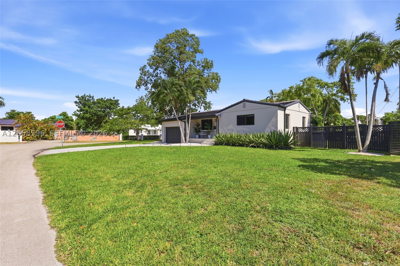 GABLES VIEW - Residential