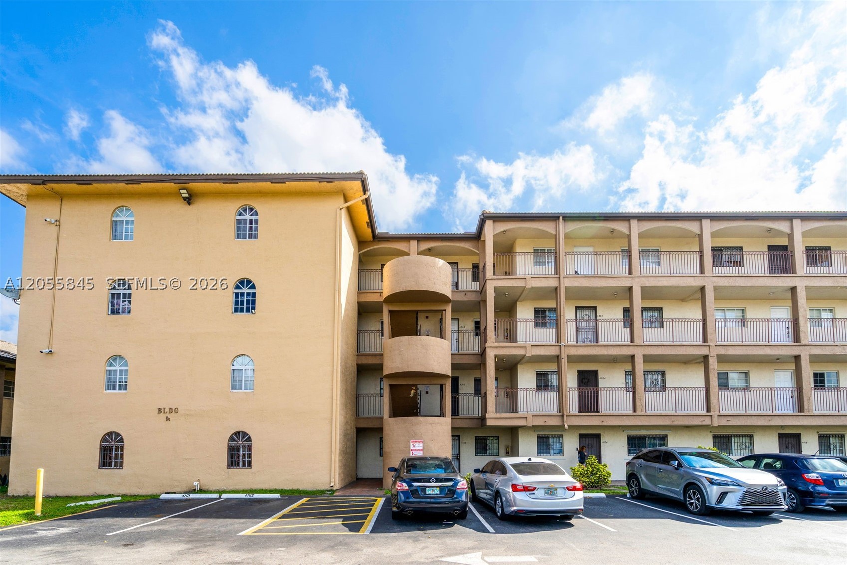 GRAND VISTA CONDO - Residential Lease