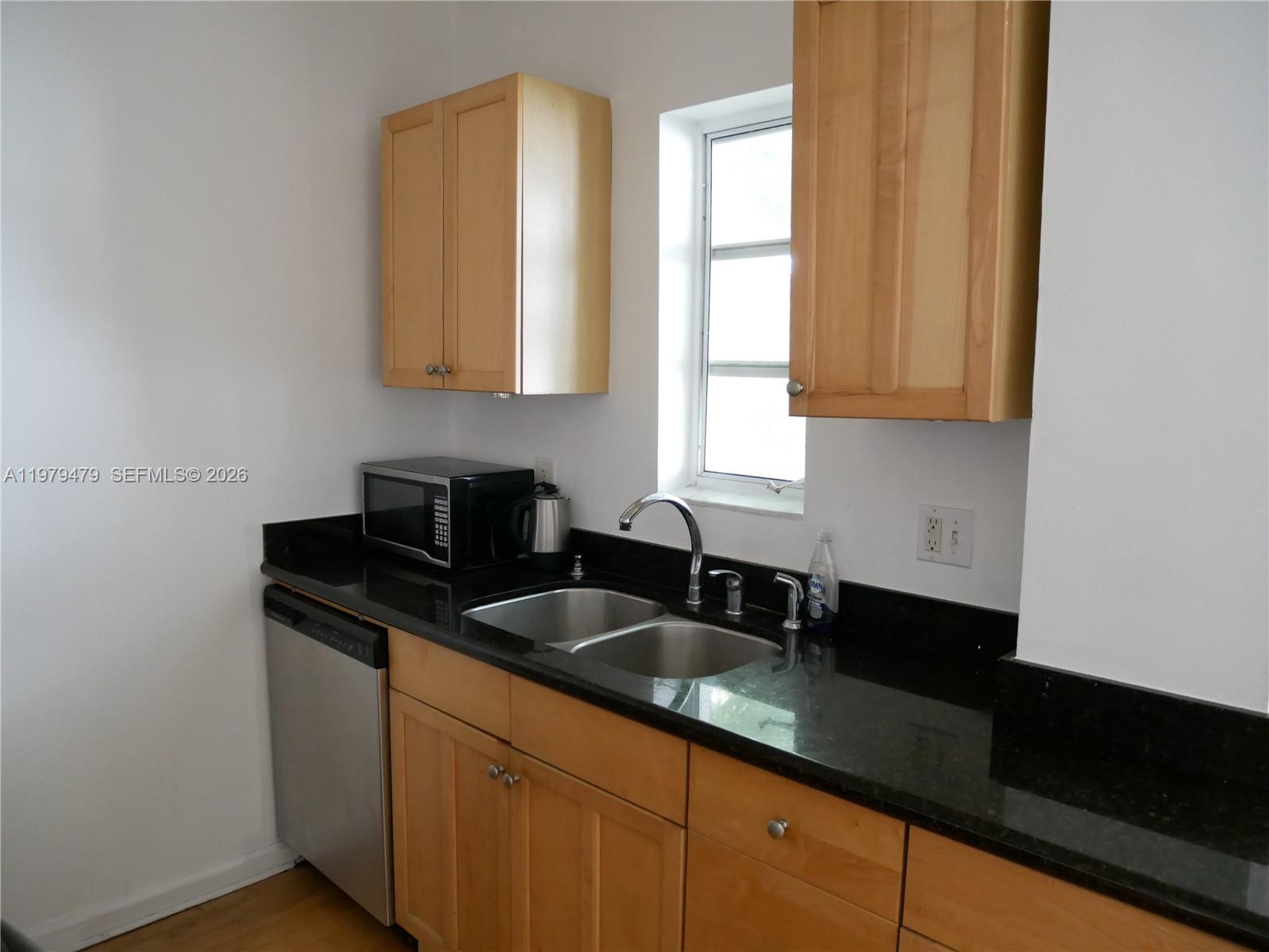 631 EUCLID AVENUE CONDO - Residential Lease