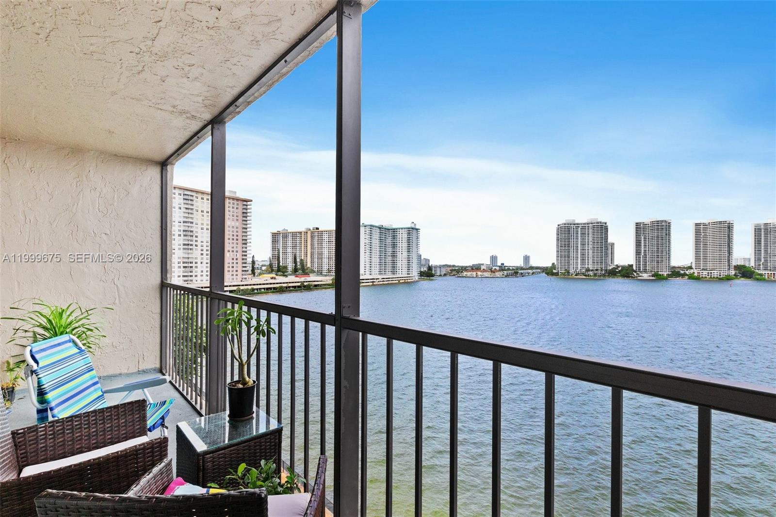 FAIRVIEW HOUSE CONDO - Residential