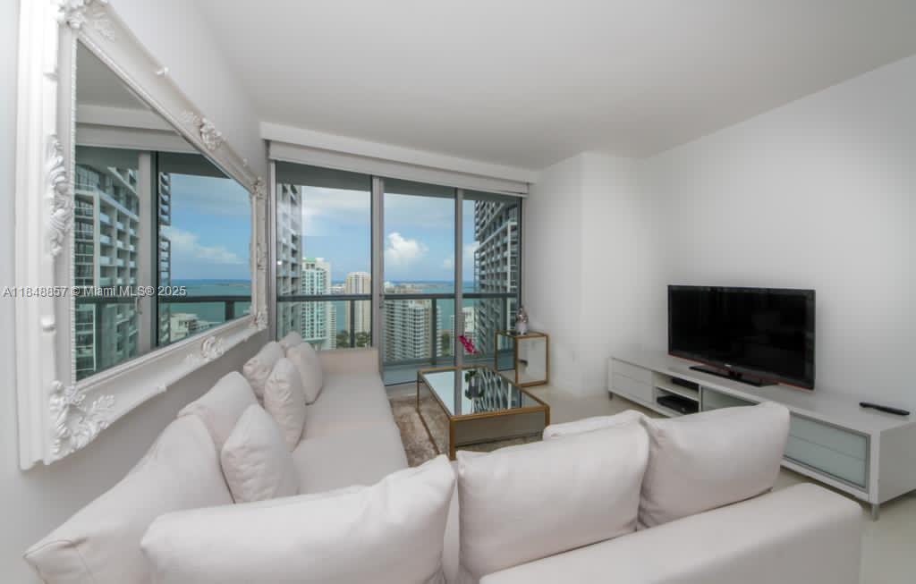 ICON BRICKELL CONDO NO 3 - Residential