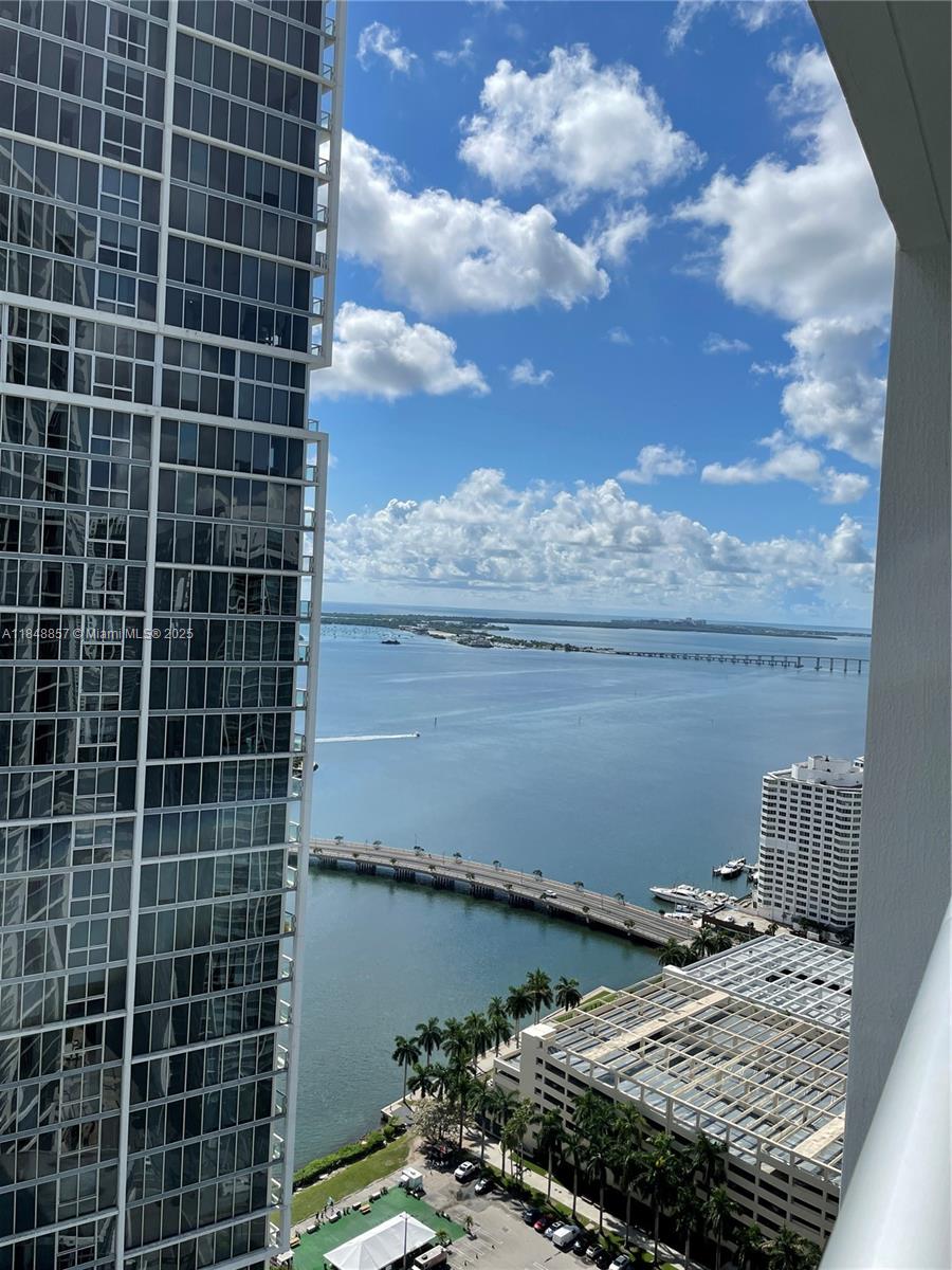 ICON BRICKELL CONDO NO 3 - Residential