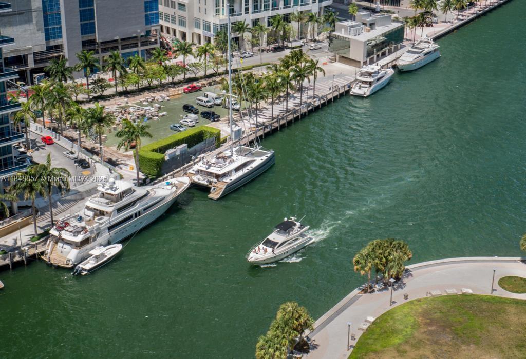 ICON BRICKELL CONDO NO 3 - Residential