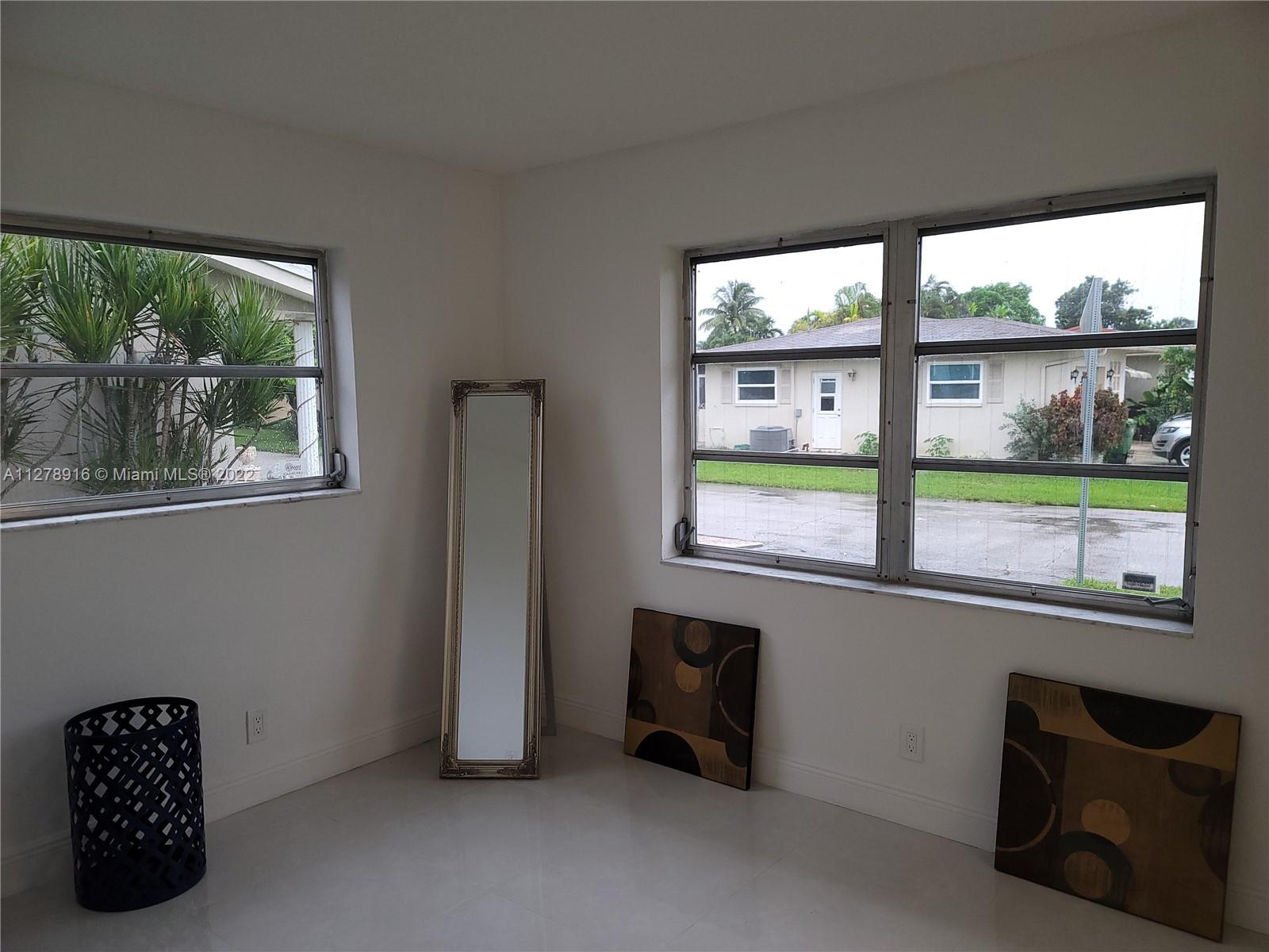 MAINLANDS OF TAMARAC LAKE - Residential
