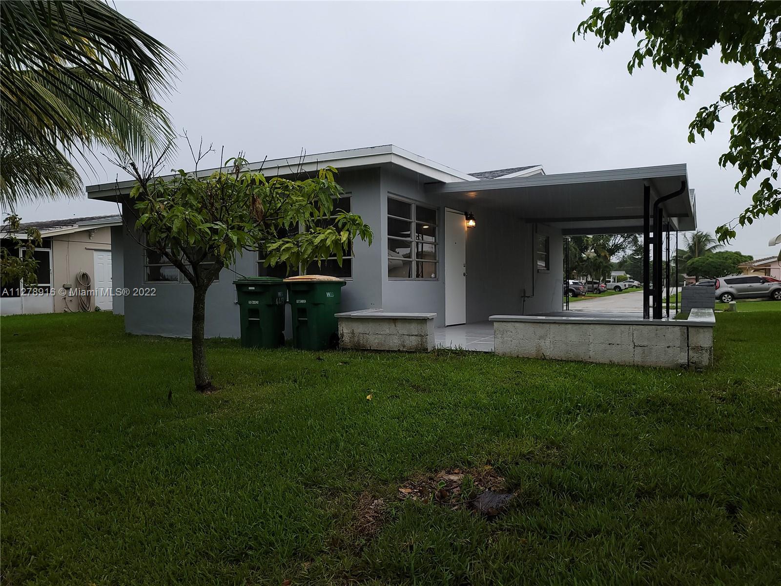 MAINLANDS OF TAMARAC LAKE - Residential