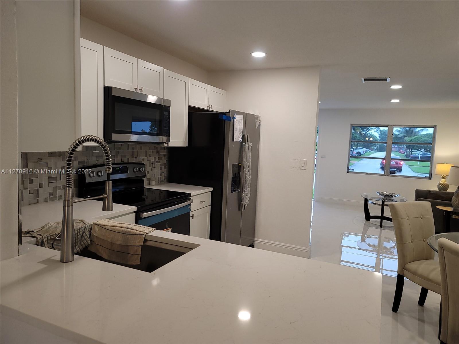 MAINLANDS OF TAMARAC LAKE - Residential