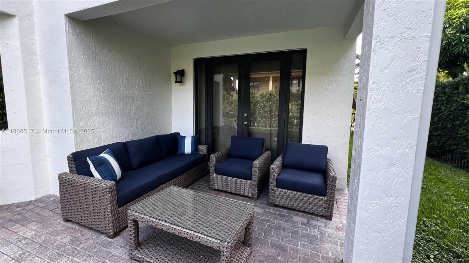 CUTLER CAY - Residential Lease