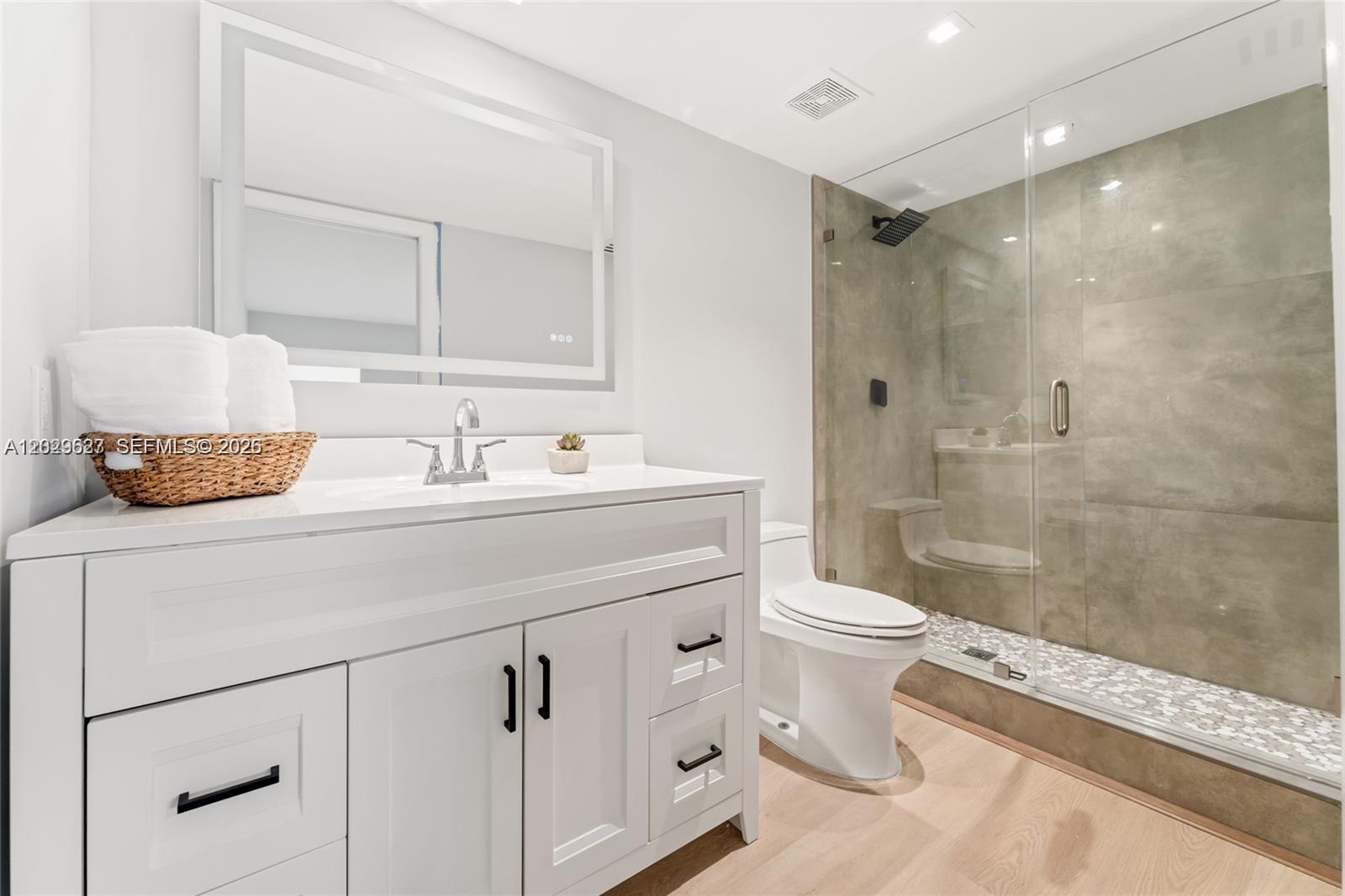 CYPRESS CHASE NORTH NO 3 - Residential