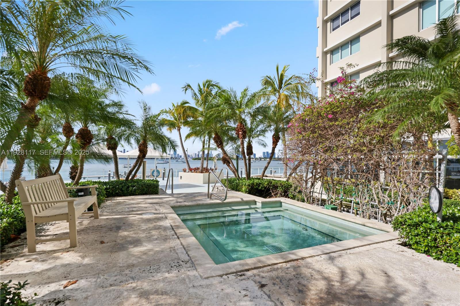 MIRADOR 1200 CONDO - Residential