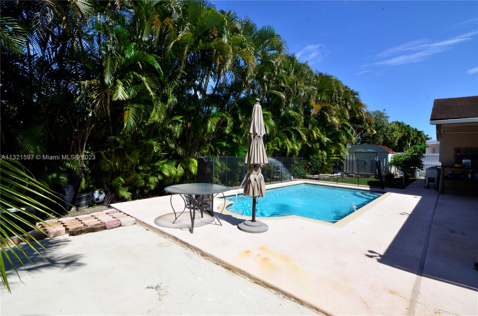 SAN SEBASTIAN UNIT 4 - Residential Lease