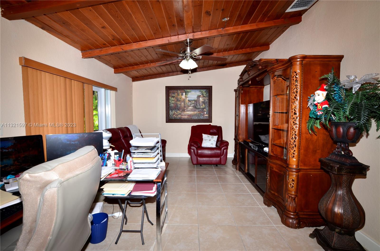SAN SEBASTIAN UNIT 4 - Residential Lease
