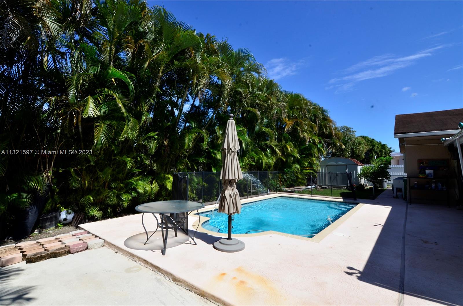 SAN SEBASTIAN UNIT 4 - Residential Lease