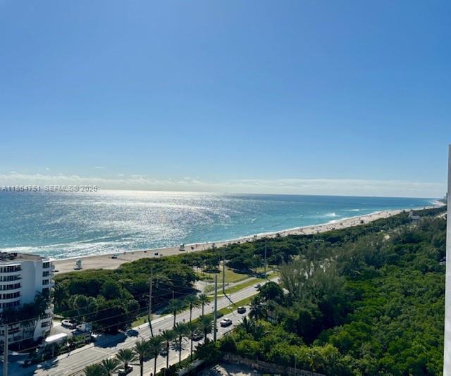 ARLEN HOUSE EAST CONDO - Residential