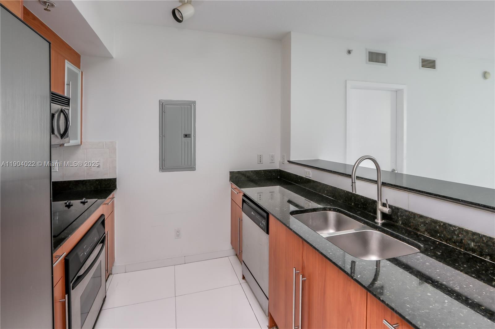 One Miami West - Residential