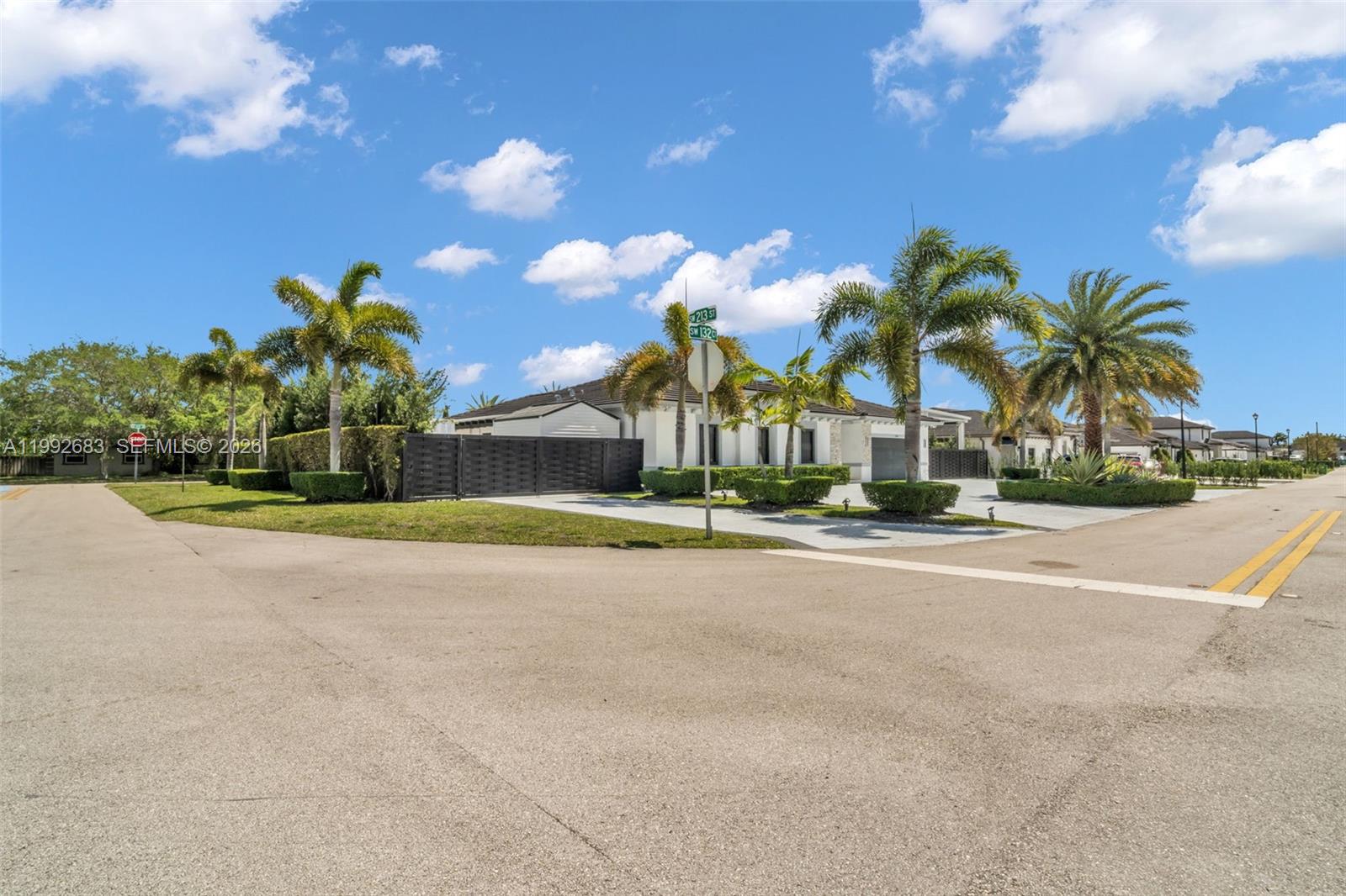 BONITA GRAND ESTATES SOUT - Residential