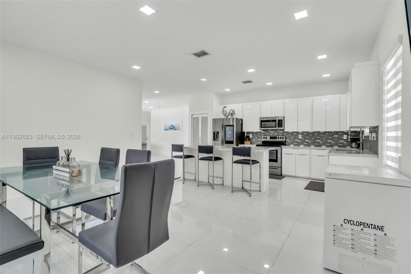 BONITA GRAND ESTATES SOUT - Residential