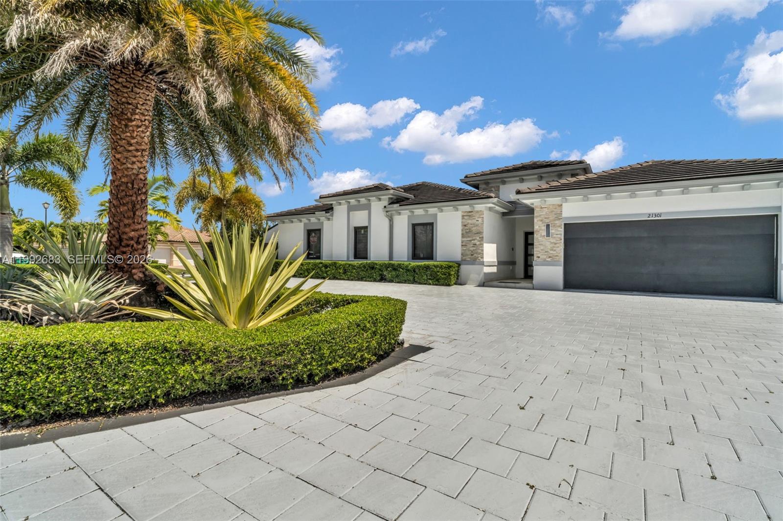 BONITA GRAND ESTATES SOUT - Residential