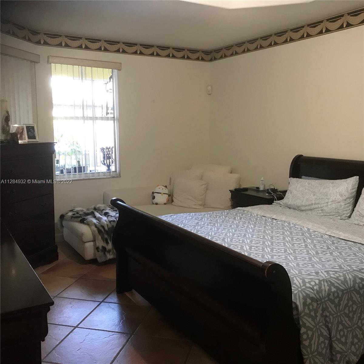 SHOMA HOMES AT TAMIAMI IV - Residential