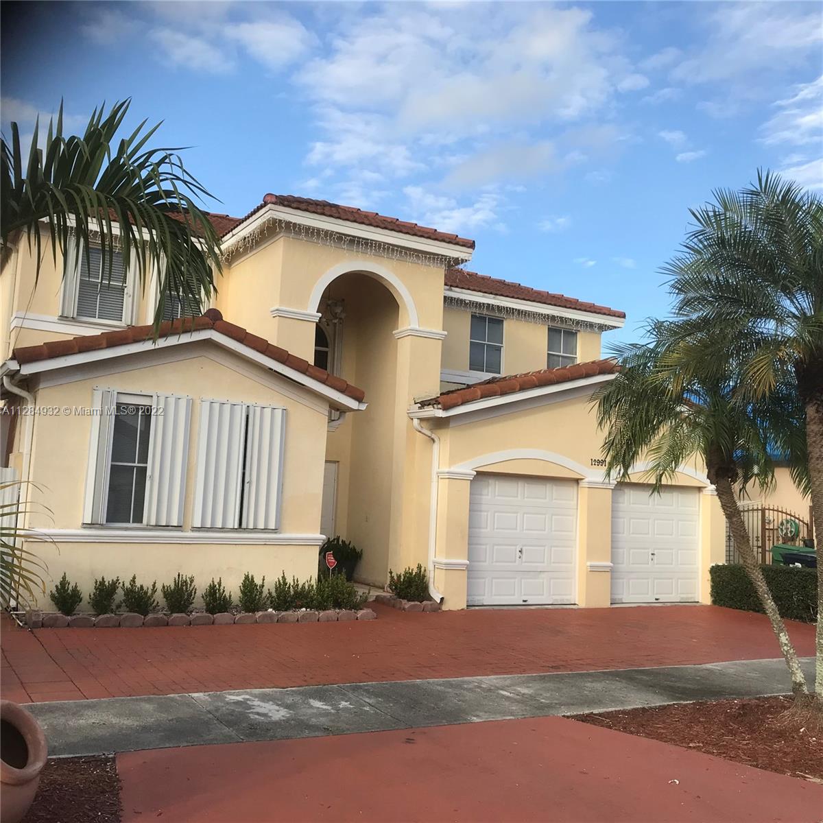 SHOMA HOMES AT TAMIAMI IV - Residential