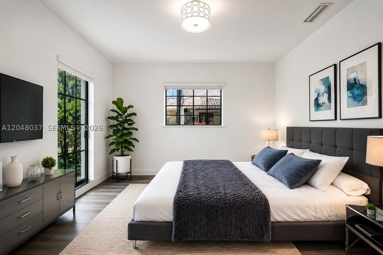 EMERALD HILLS - Residential