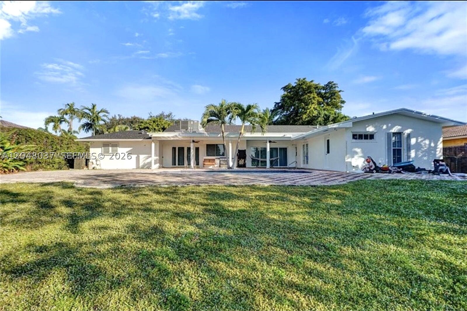 EMERALD HILLS - Residential