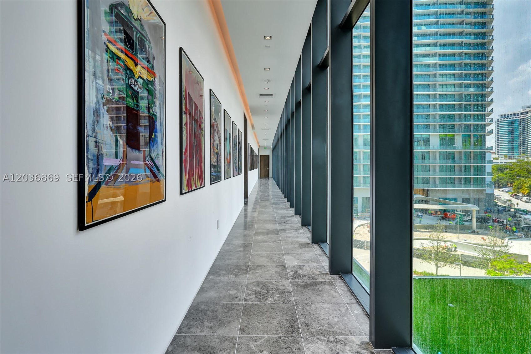 PARAISO BAY CONDO - Residential
