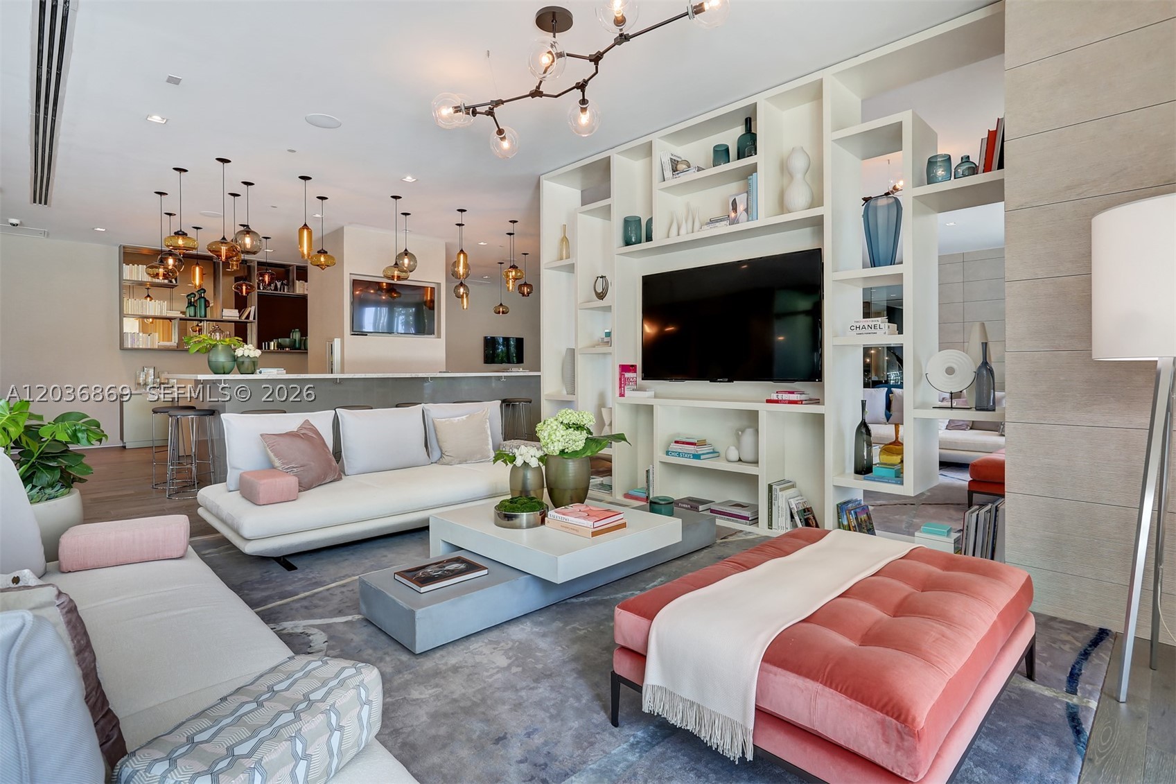 PARAISO BAY CONDO - Residential