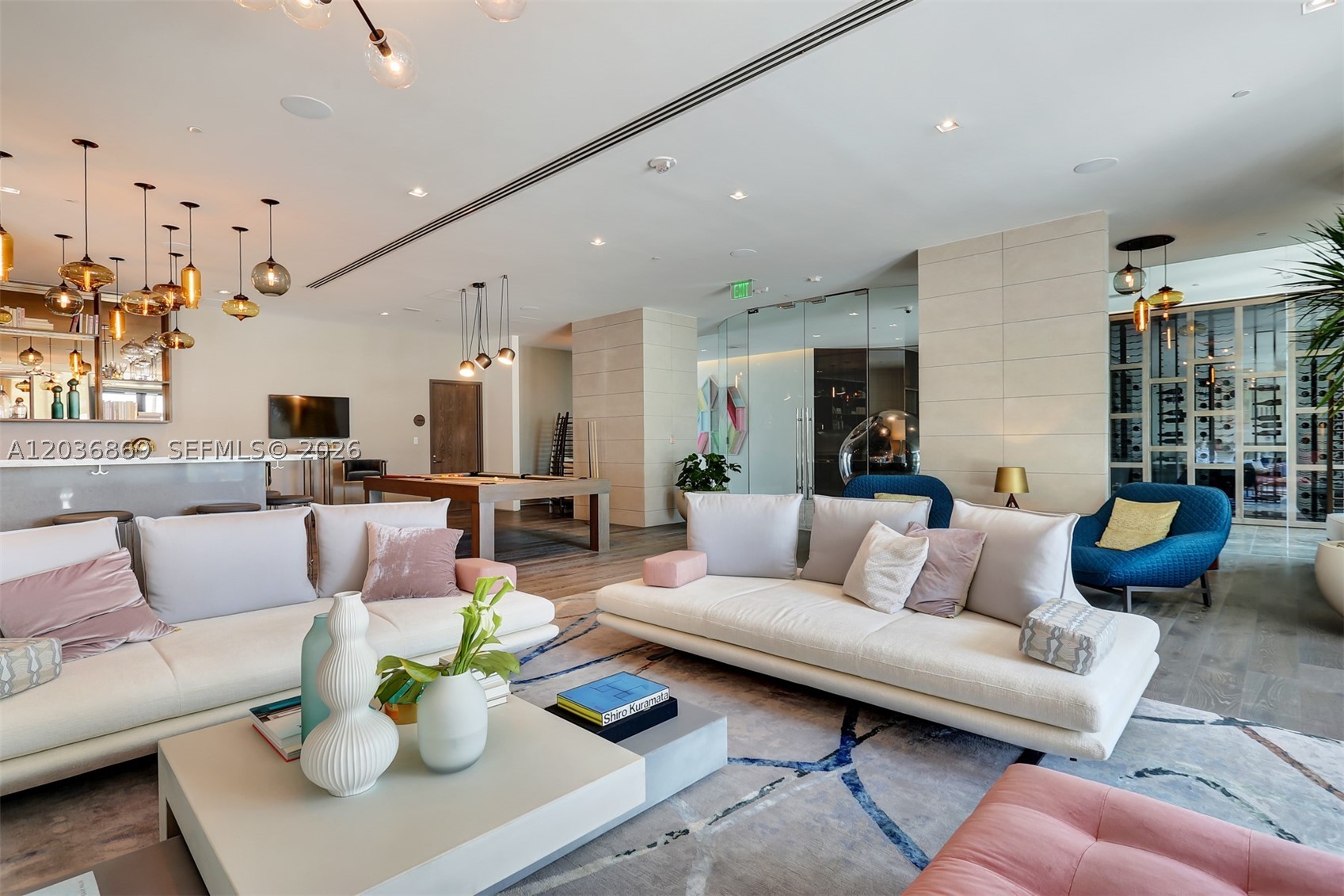 PARAISO BAY CONDO - Residential
