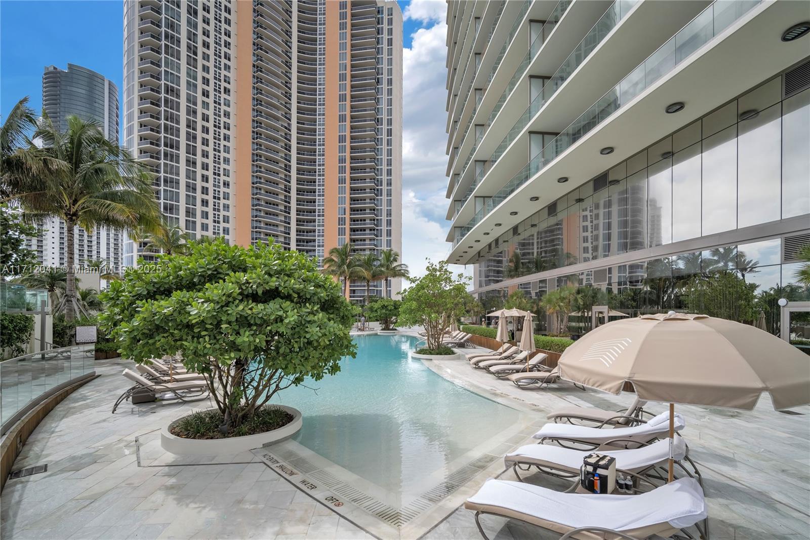 18975 COLLINS CONDO - Residential