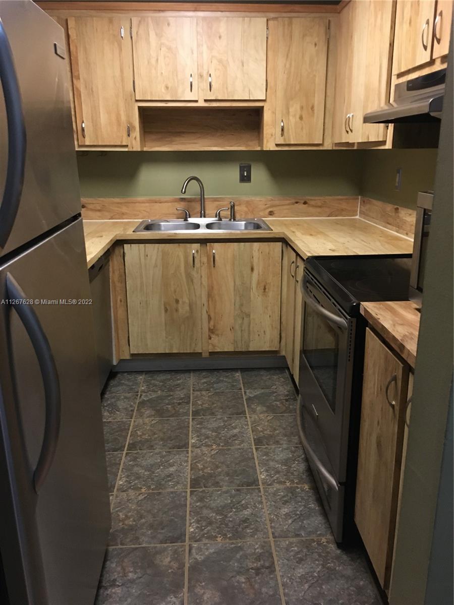 WISPERWOOD VILLAGE CONDO - Residential Lease