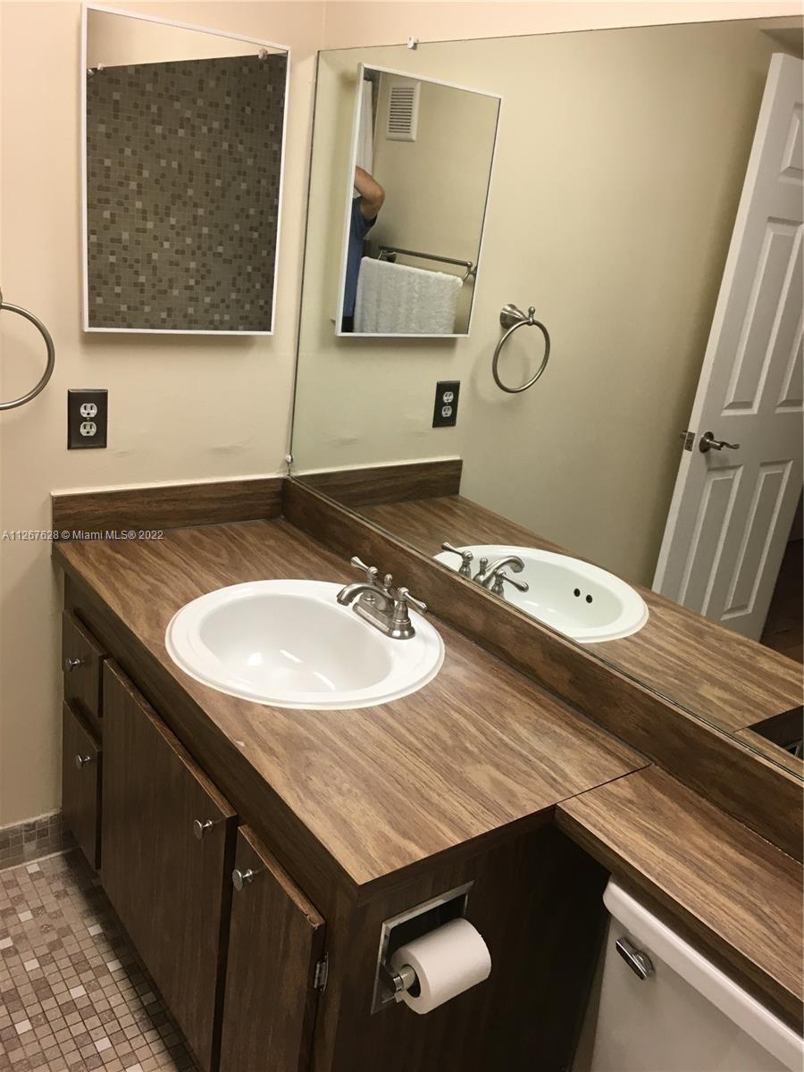 WISPERWOOD VILLAGE CONDO - Residential Lease