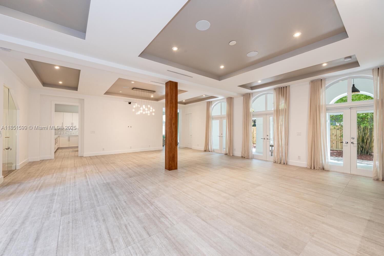 BRAGANZA PARK - Residential Lease