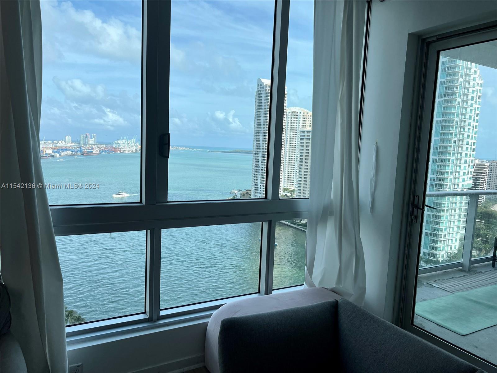 Met 1 - Residential Lease
