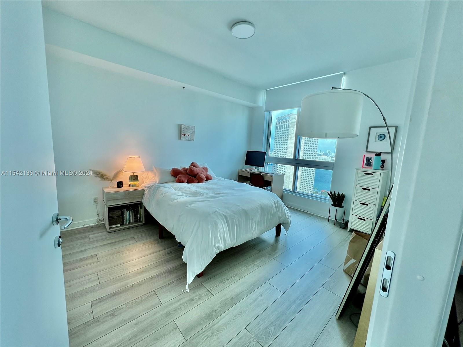 Met 1 - Residential Lease