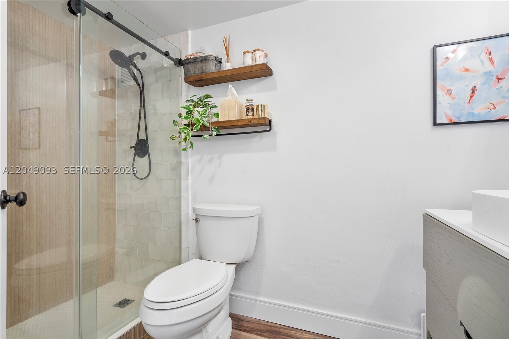 VENETIA CONDO - Residential